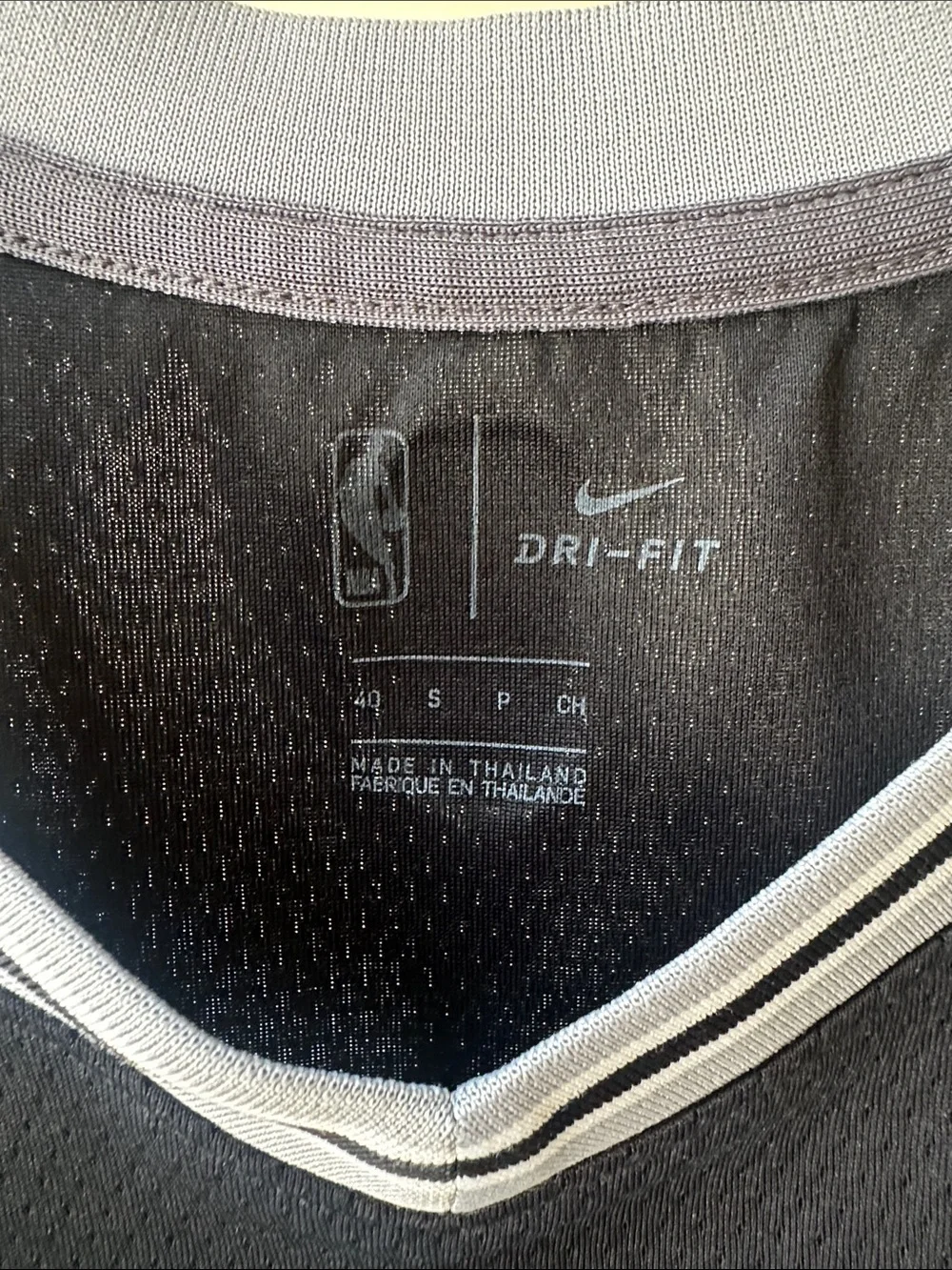 Nike Swingman NBA Jersey: San Antonio Spurs #8 - Patty Mills